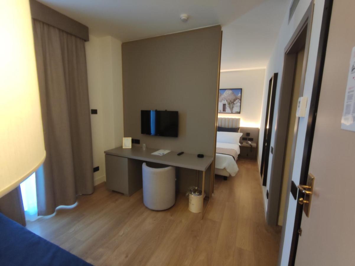 Vittoria Parc Hotel Bari Luaran gambar